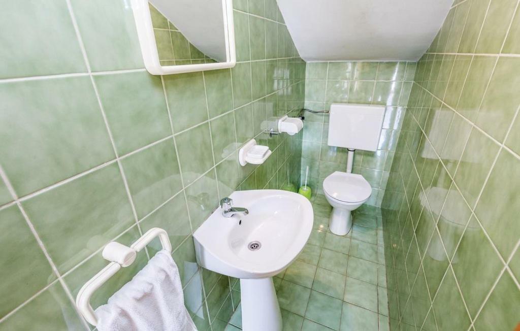 Holiday Home Gobac Icici Ngoại thất bức ảnh