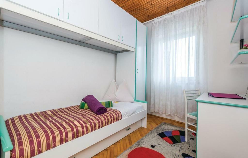 Holiday Home Gobac Icici Ngoại thất bức ảnh